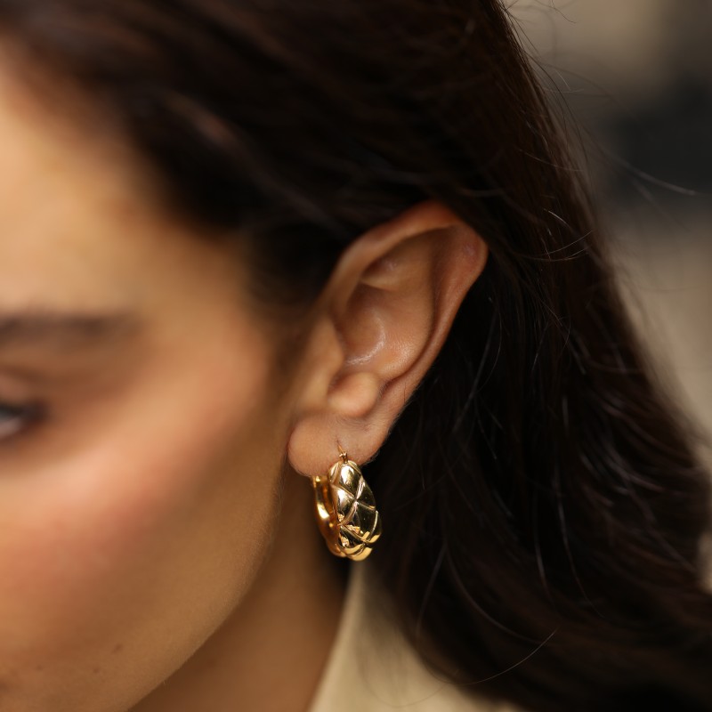 Quilted Hoop Altın Küpe