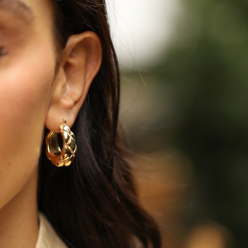 Quilted Hoop Altın Küpe