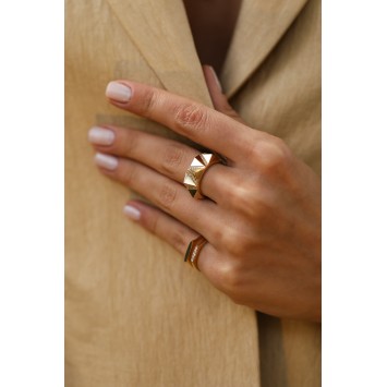 Prisme Altın Yüzük