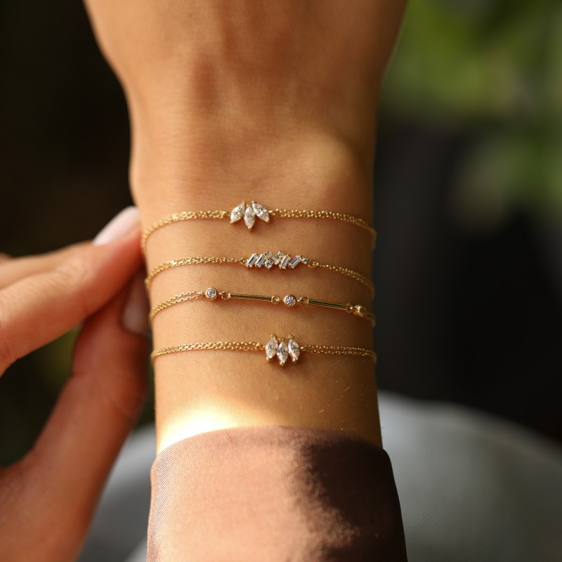 Tria Leaf Altın Bileklik