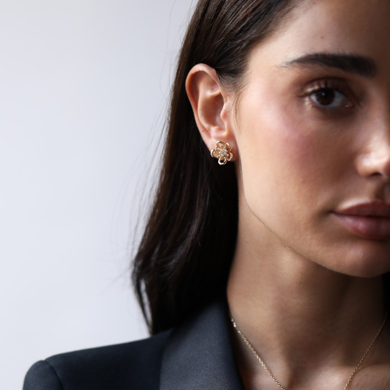 PetalFlow Altın Küpe