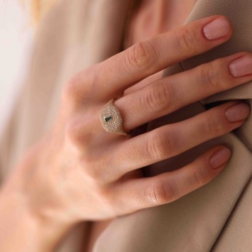 Emera Altın Yüzük