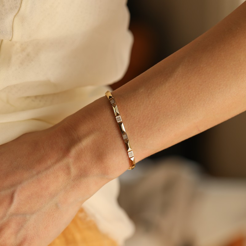 Lumière Cube Stone Bileklik