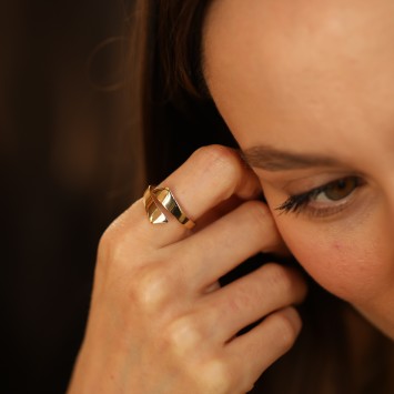  Lumière Seal Altın Yüzük